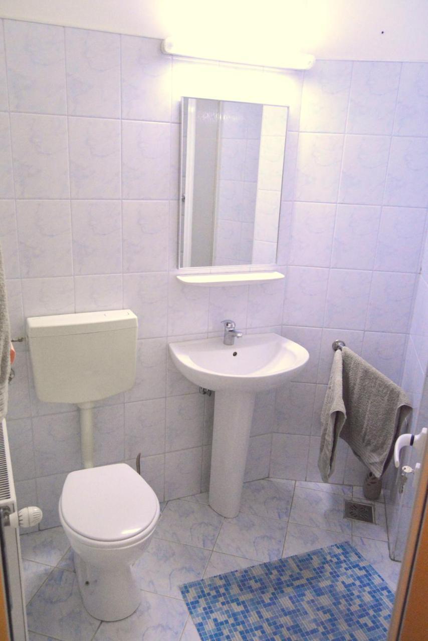 Kollege Hostel Cluj-Napoca Eksteriør bilde